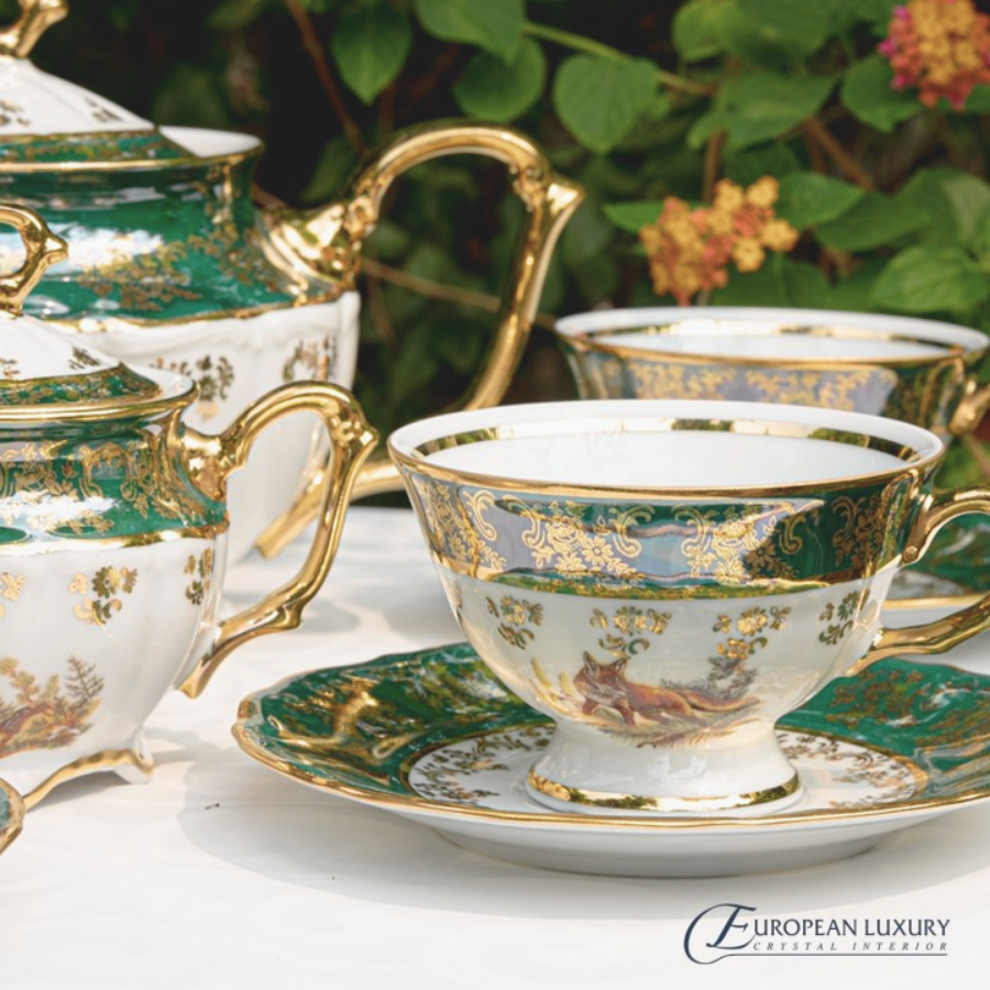 Bộ trà sứ Tiệp Khắc thường gồm những gì?