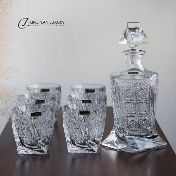 binh-ly-pha-le-dung-ruou