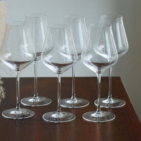 ly-pha-le-uong-ruou-vang